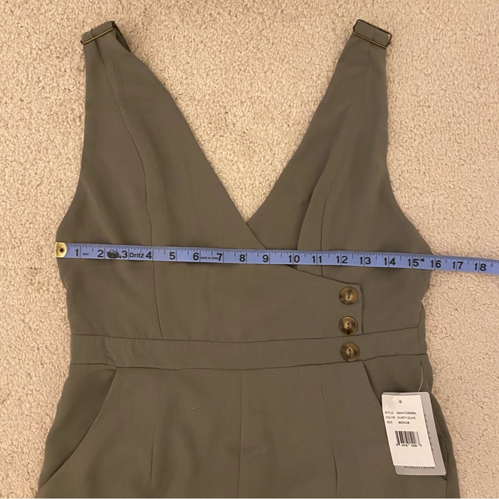 MAX & ASH Button Detail Plunge Jumpsuit - NWT - M - Picture 8 of 8
